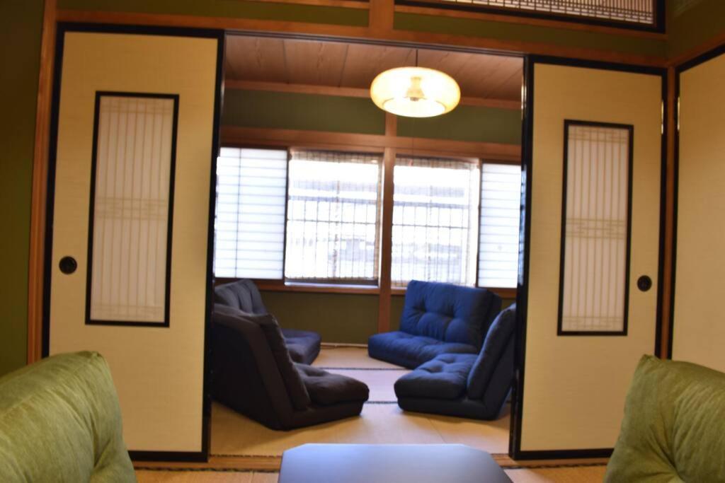 Only For One Group Cheaper For 6Th & 7Th Guest 市街地中心部 一棟貸しの宿 Guest House Don'S Home Takayama  Luaran gambar